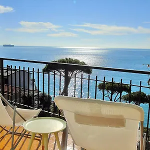 fiori-sul-mare.hotelitalianriviera.com/